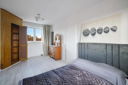 5 bedroom terraced house to rent - Photo 5