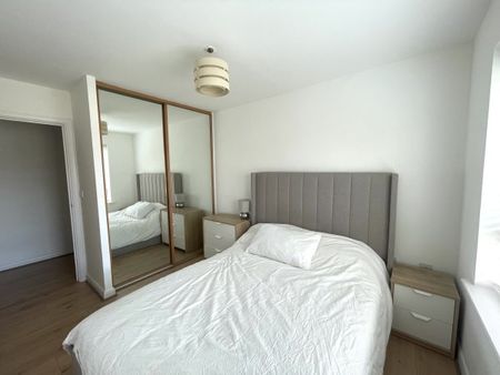 Romford Road, Stratford, E15 4LH, Property for rent - Photo 3