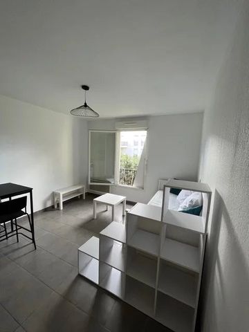 Location Appartement 1 pièce 22m² CASTELNAU LE LEZ 34170 - Photo 3