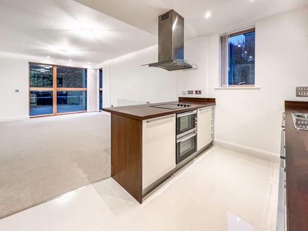 2 bedroom apartment to rent - Photo 5