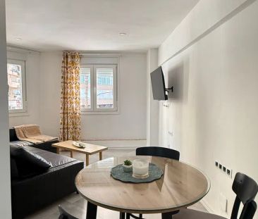 Alquiler de piso en Calle Reding - Photo 6