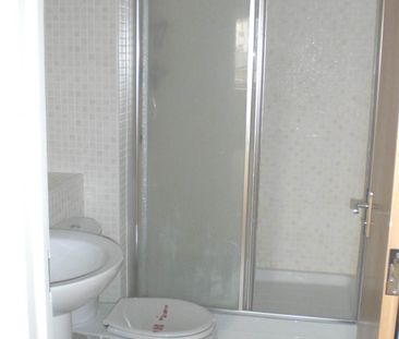 Guide Price £1,500 pcm - Available 19/07/2025 - Unfurnished - Photo 5