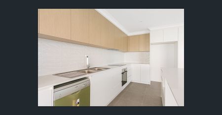 TOWN HOUSE 7 MINUTES FROM THE BEACH - Photo 4