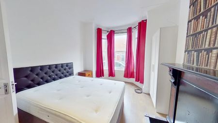 5 bedroom terraced house to rent - Photo 3