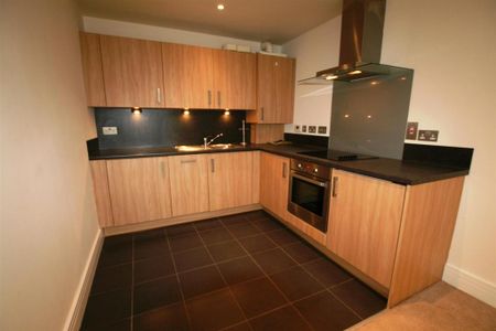 1 bedroom flat to rent - Photo 4