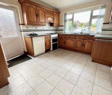 2 bedroom bungalow to rent - Photo 4