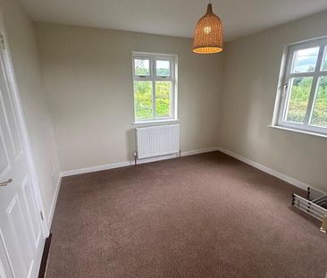 East Gate Lodge, 86 Larne Road, Ballycarry, Carrickfergus, BT38 9JN - Photo 3