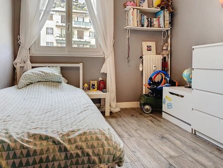 Location Appartement 3 pièces 55m² NICE 06100 - Photo 4