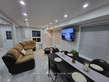 For Lease - 5595 WESLEY Place, Niagara Falls, Ontario - Photo 2