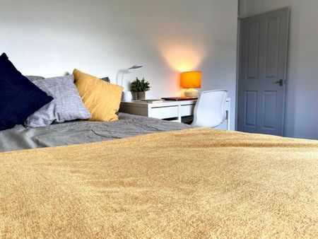 5 bedroom semi-detached house to rent - Photo 5