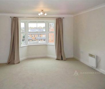 2 bedroom flat to rent - Photo 1