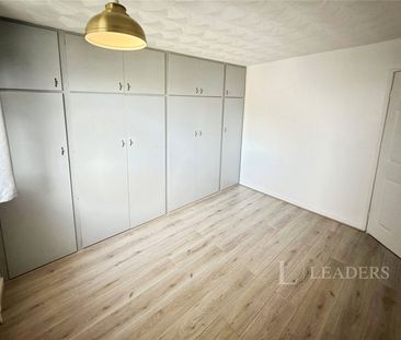 3 bedroom house to rent Dringshaw, HU6 - Photo 3