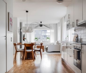 Karlsdalsallén 46A - Photo 1