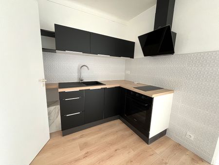 Location Appartement 3 pièces 45m² - Photo 4