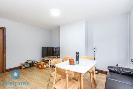 References Pending - 2 bed Mid Terraced House - Photo 2