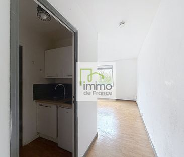Location Appartement 1 pièce 21m² - Photo 2