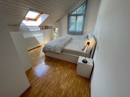 APPARTEMENT 31/2 PIÈCES À PORRENTRUY (JU), MEUBLÉ, TEMPORAIRE - Foto 2
