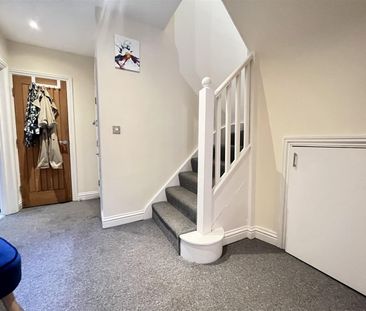 2 Bedroom Apartment To Let - Photo 6