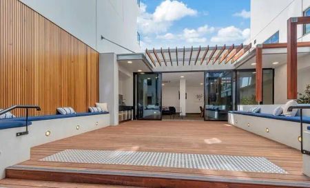 “WOW - WHAT AN APARTMENT ........... WHAT A VIEW!” - Photo 4