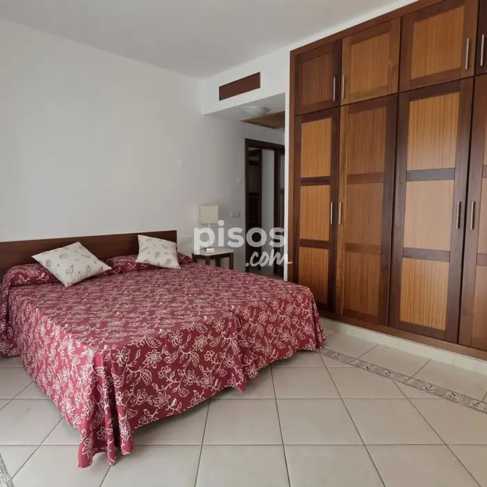 Chalet unifamiliar en alquiler en Avenida del Guincho, 4 - Photo 1