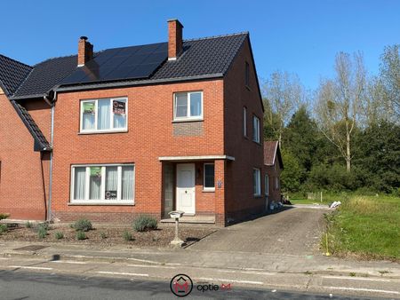 RUIME WONING MET 3 SLAAPKAMERS EN POLYVALENTE RUIMTE - Photo 3