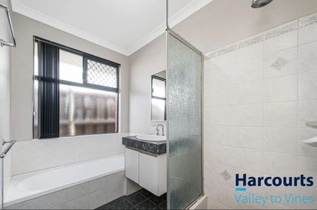 Ellenbrook - Photo 5