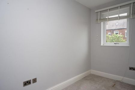 3 bedroom terraced house to rent - Photo 4