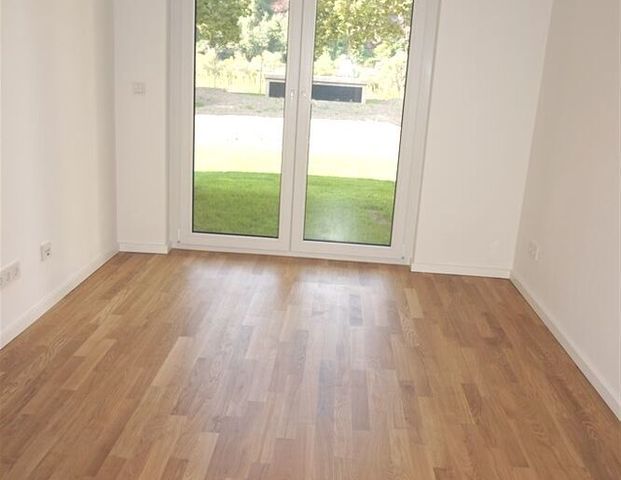 Toplage an der Mosel: Stilvolle 3-Zimmer-Wohnung mit EBK und großzügiger Terrasse - Foto 1