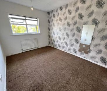 3 bedroom maisonette to rent - Photo 2
