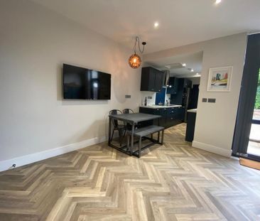 5 bedroom house to rent - Photo 2