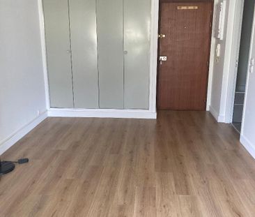 Location Appartement 1 pièce 27m² BORDEAUX 33200 - Photo 4