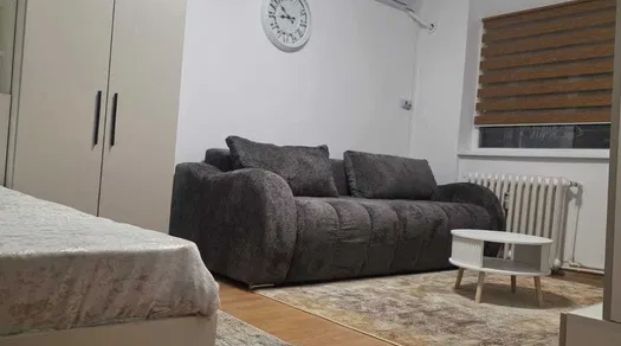 De inchiriat apartament, 1 camera, decomandat, 40 mp, Podu Ros, Banca Transilvania, Cod 162187 - Fotografie 1