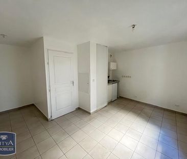 Location Appartement 1 pièce 20m² CORBEIL ESSONNES 91100 - Photo 2
