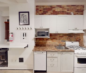 For Lease - 1152 Gerrard Street Unit# 206, Toronto, Ontario - Photo 4