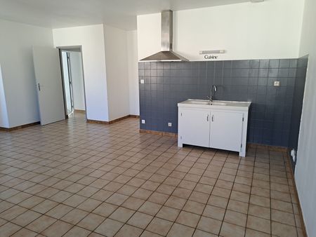 Location Appartement 3 pièces 72m² - Photo 5