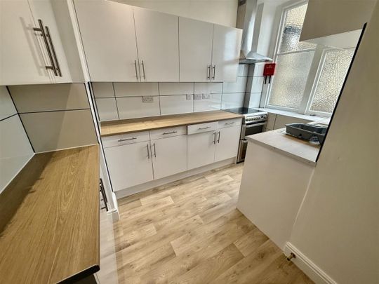 18634833 Redland Road, BS6 - Photo 1