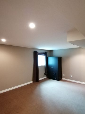 For Lease - 712 Activa Avenue, Kitchener, Ontario - Photo 5