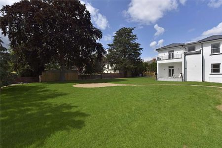 In a small development of 13 properties is this modern 1 bedroom apartment to rent within the Castle Hill conservation area. - Photo 5