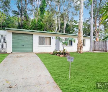 28 Oleander Street, Holloways Beach - Photo 3