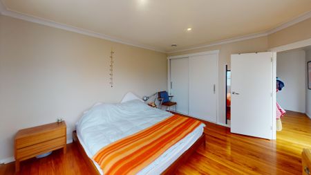 St Johns Hill - 2 Bedrooms - Photo 4
