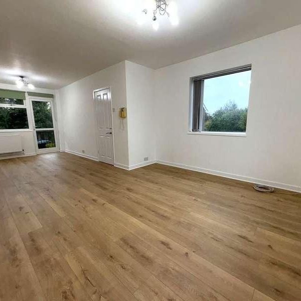 Chessington Court, Marsh Road, HA5 - Photo 1