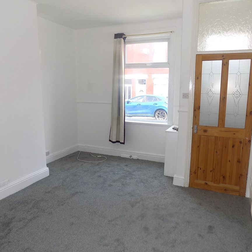 Broughton Avenue, Blackpool - Photo 1