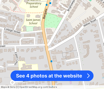 Grimsby, DN32 - Photo 1