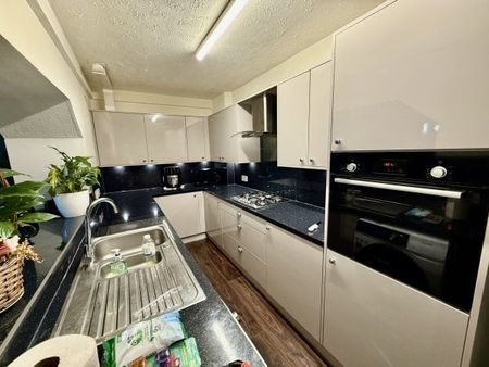 Greenend View, Bellshill, ML4 - Photo 3