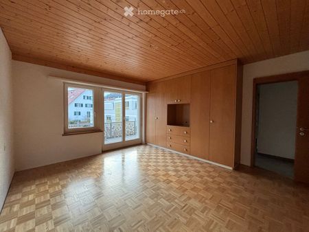Sehr grosszügige Wohnung mit eigener Grossgarage in Eglisau - Photo 3