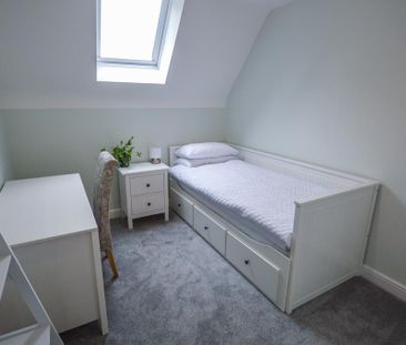 2 bedroom apartment to rent - Photo 6