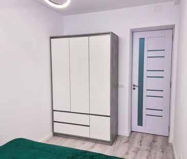 Inchiriez apartament cu 2 camere decomandat - Photo 2