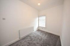 3 bed House - Terraced for Rent - Photo 4