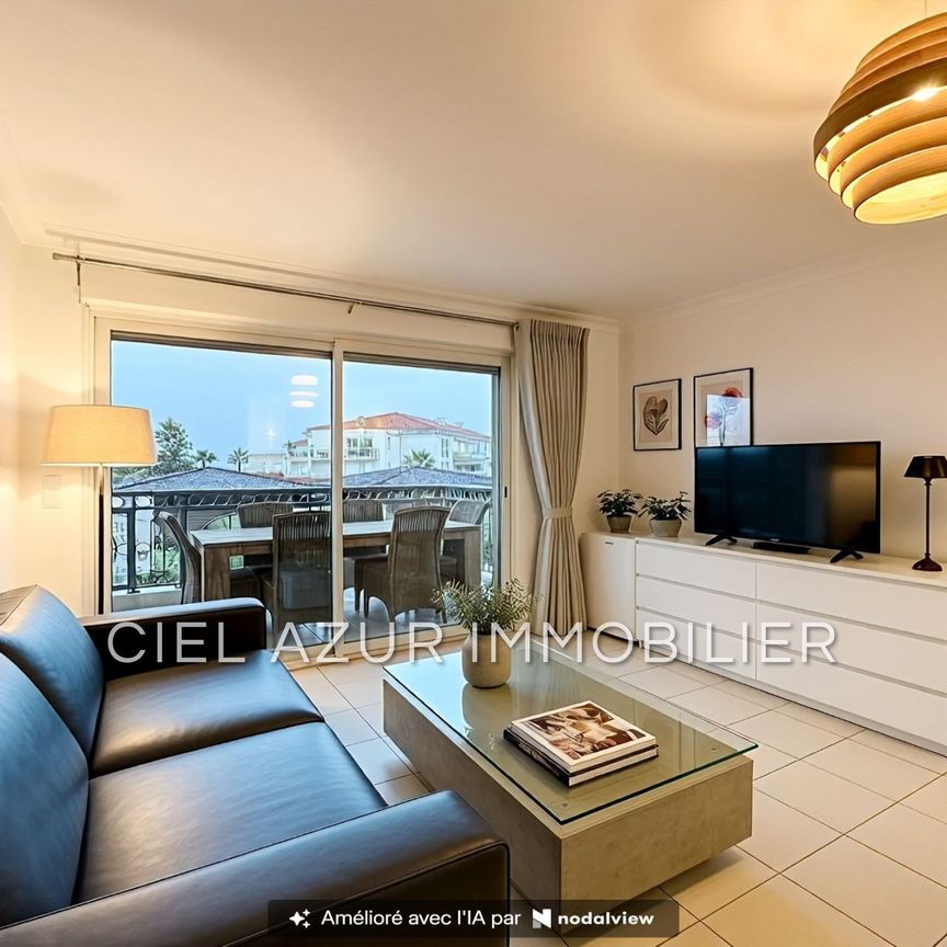 Location Appartement 2 pièces 44m² JUAN LES PINS 06160 - Photo 1