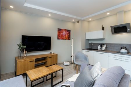 2-pok. 50m2, Stare podgórze, klima, parking - Photo 3